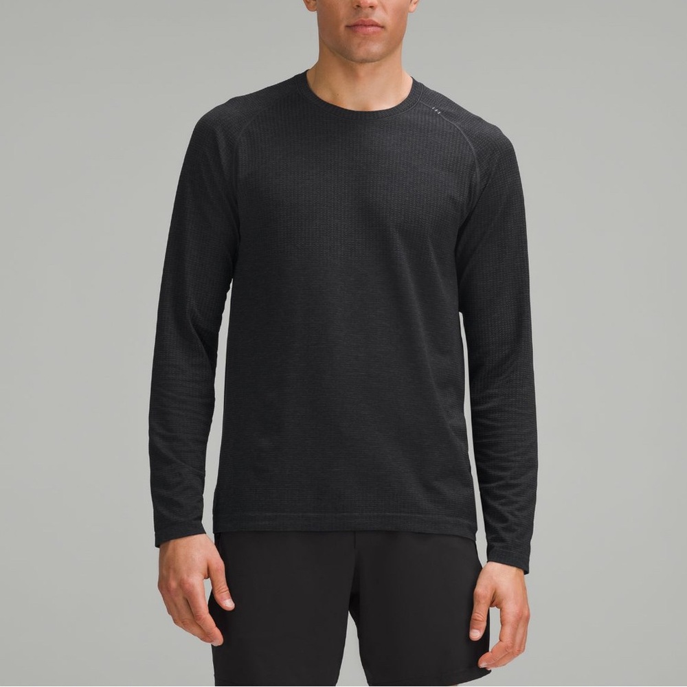 LULULEMON NEW WITH TAGS athletic Metal Vent Tech Long-Sleeve Shirt Men's Black